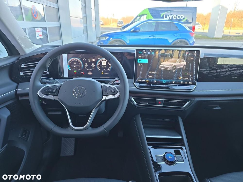 Volkswagen Tiguan - 28
