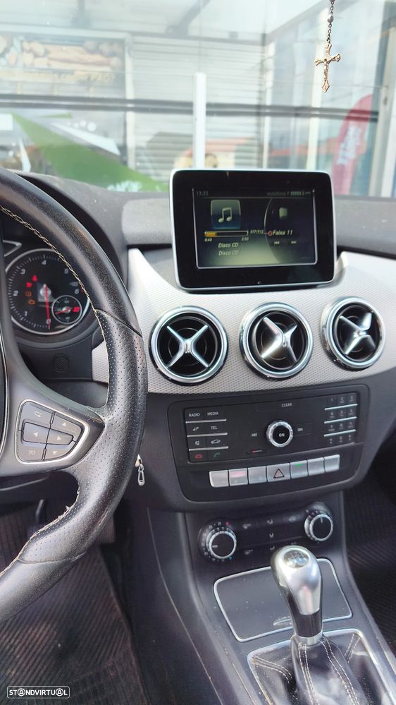 Mercedes-Benz B 180 d Urban - 5