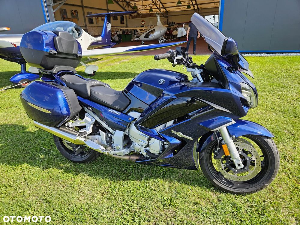 Yamaha FJR - 8