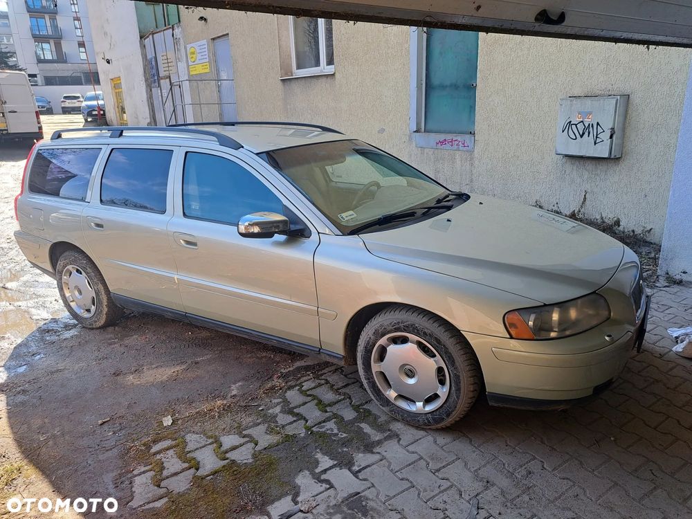 Volvo V70 2.4 Summum - 1