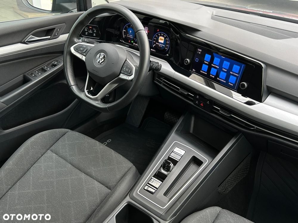 Volkswagen Golf Variant 2.0 TDI Life DSG - 17