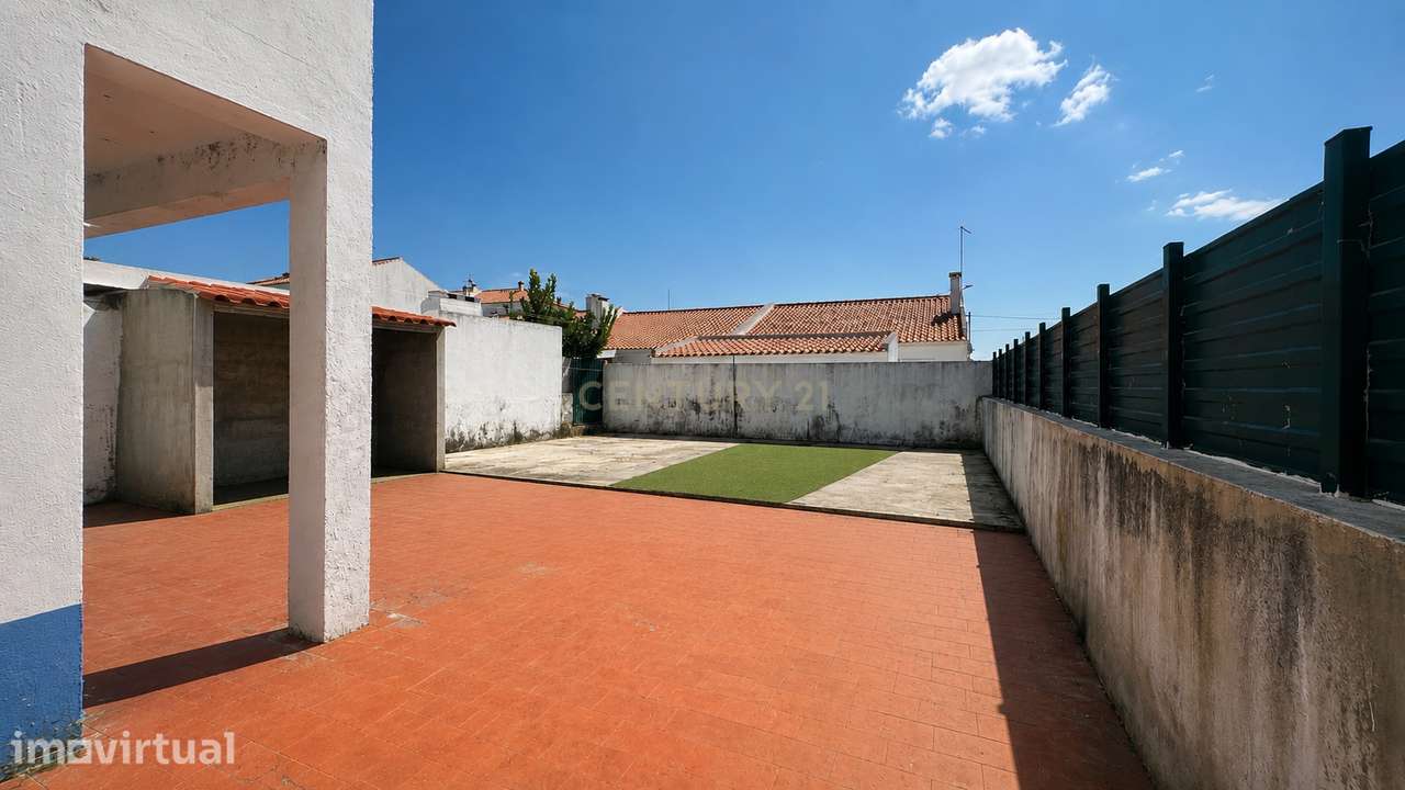 Moradia T4 para Renovar no Coração de Alcácer do Sal - Grande imagem: 4/19