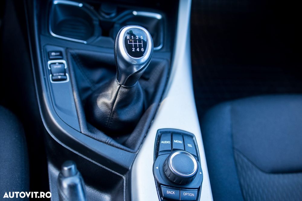 BMW Seria 1 118d - 5
