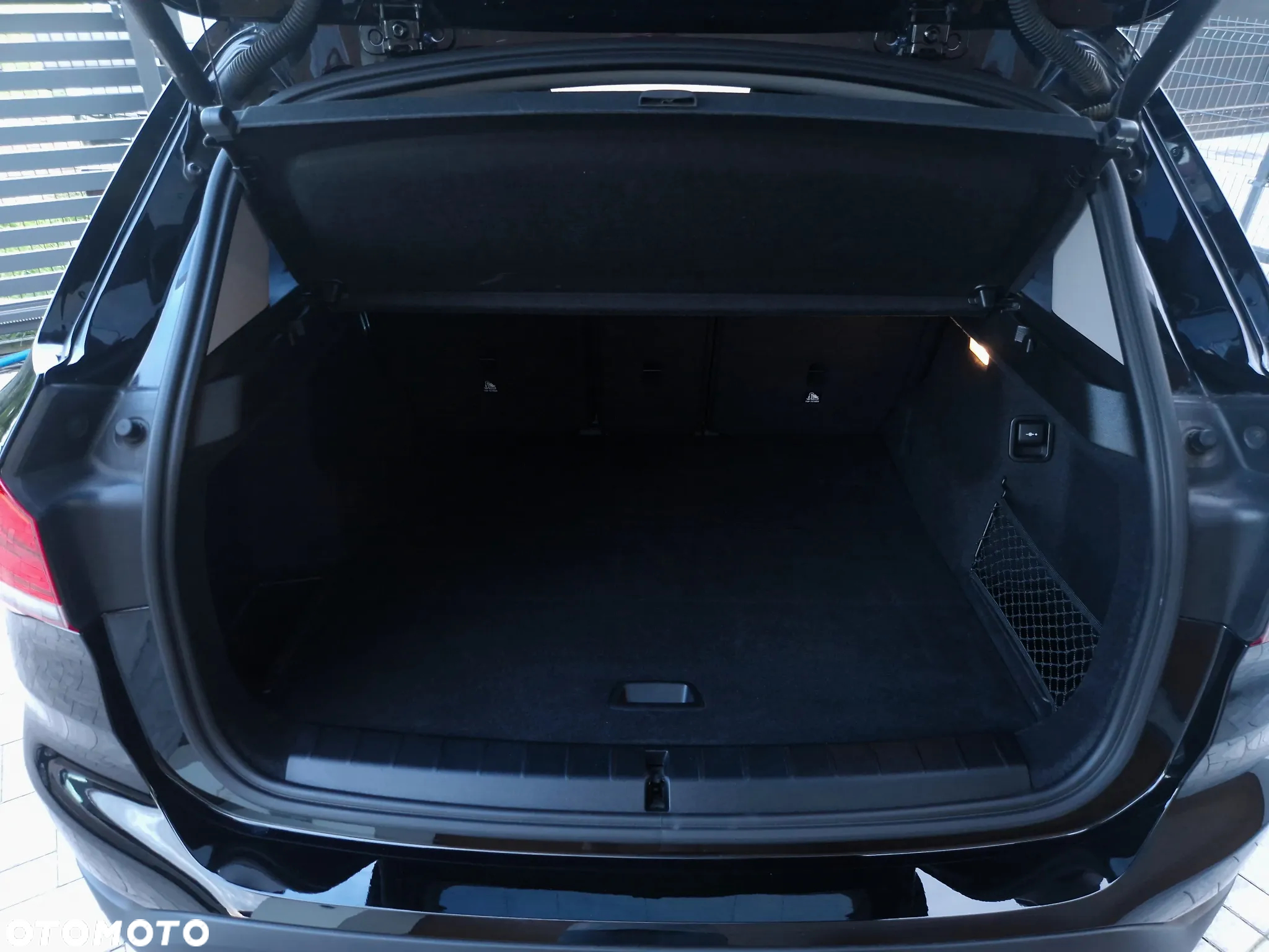 BMW X1 sDrive18i Advantage - 20