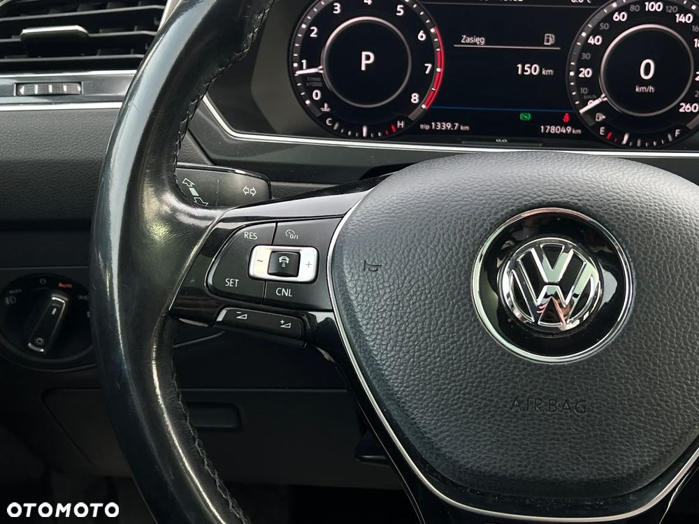 Volkswagen Tiguan Allspace - 15