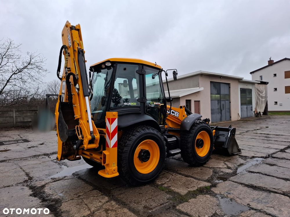 JCB 4CX - 6