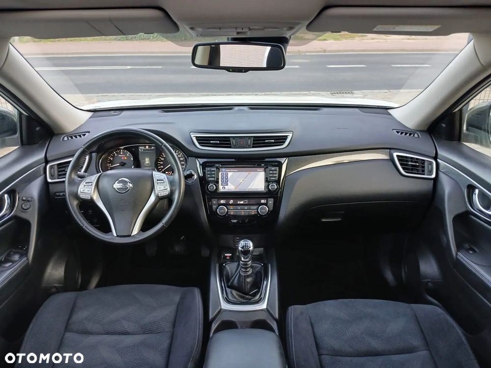 Nissan X-Trail 1.6 DIG-T Tekna 2WD - 17