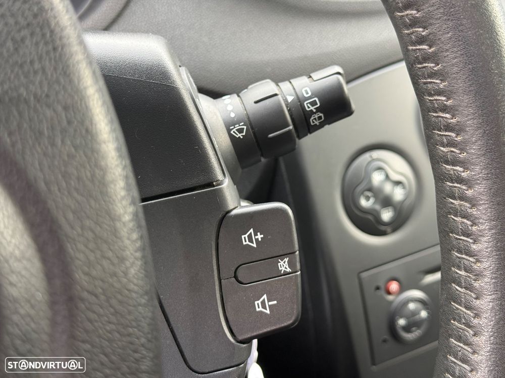 Renault Clio 1.2 16V Dynamique S - 14