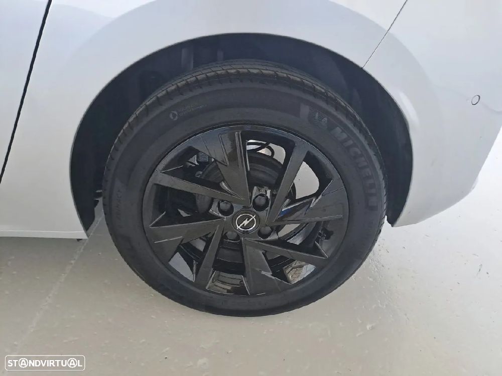 Opel Corsa 1.2 T GS - 11