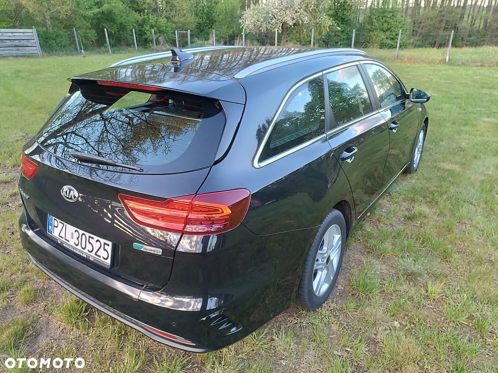 Kia Ceed 1.6 CRDi Eco-Dynamics+ (48V Mild-Hybrid) Vision - 6