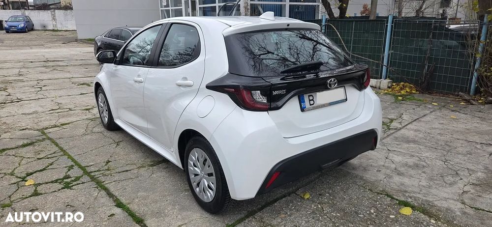 Toyota Yaris 1.5 L Dynamic - 5