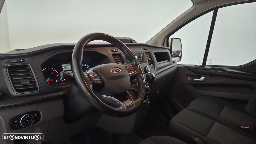 Ford Transit Custom L2H1 Longa 6Lug. - 8