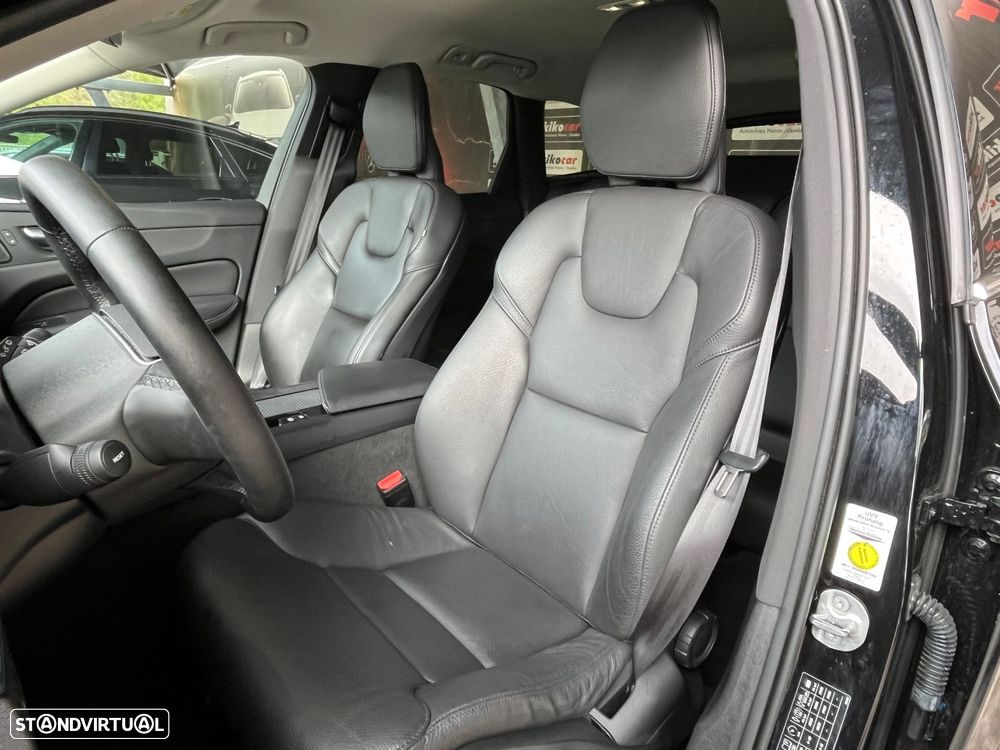 Volvo XC 60 2.0 B4 R-Design Geartronic - 19