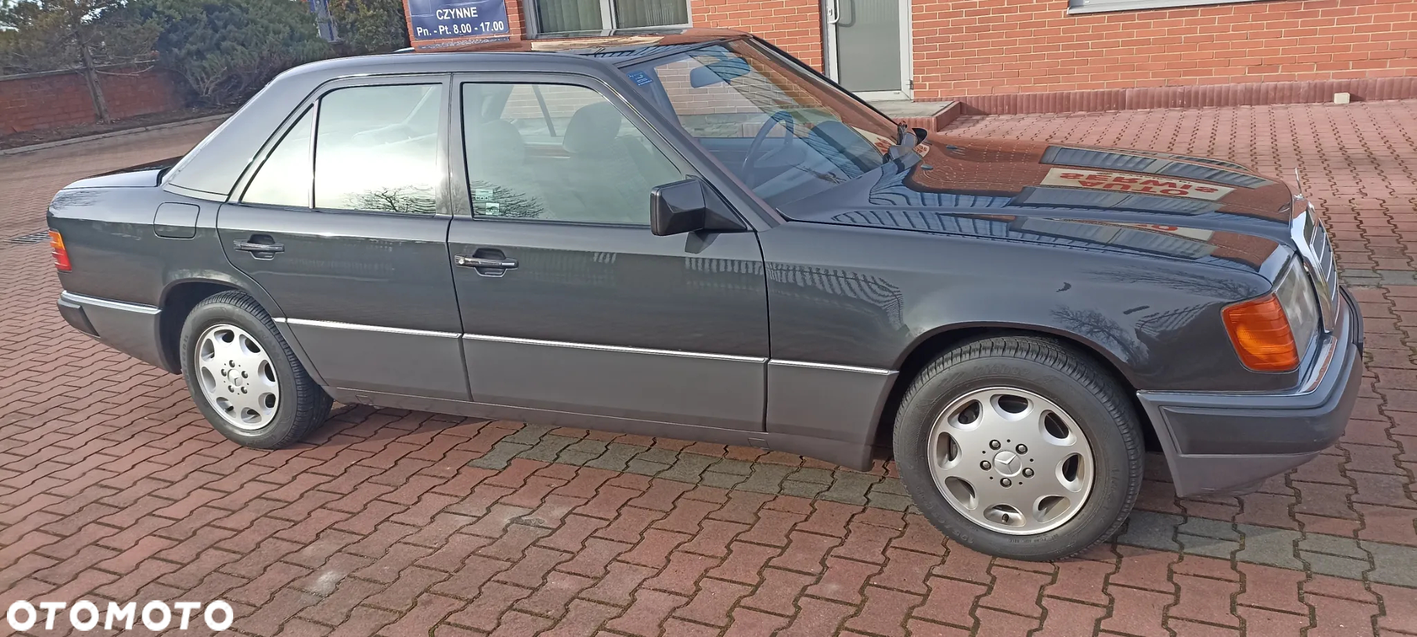 Mercedes-Benz W124 (1984-1993) - 13