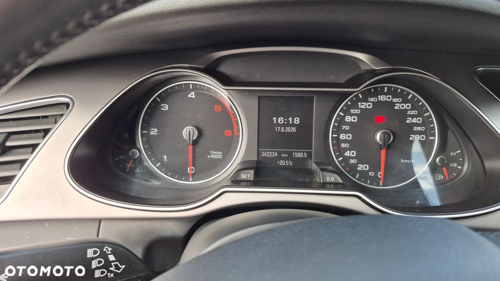 Audi A4 Avant - 8
