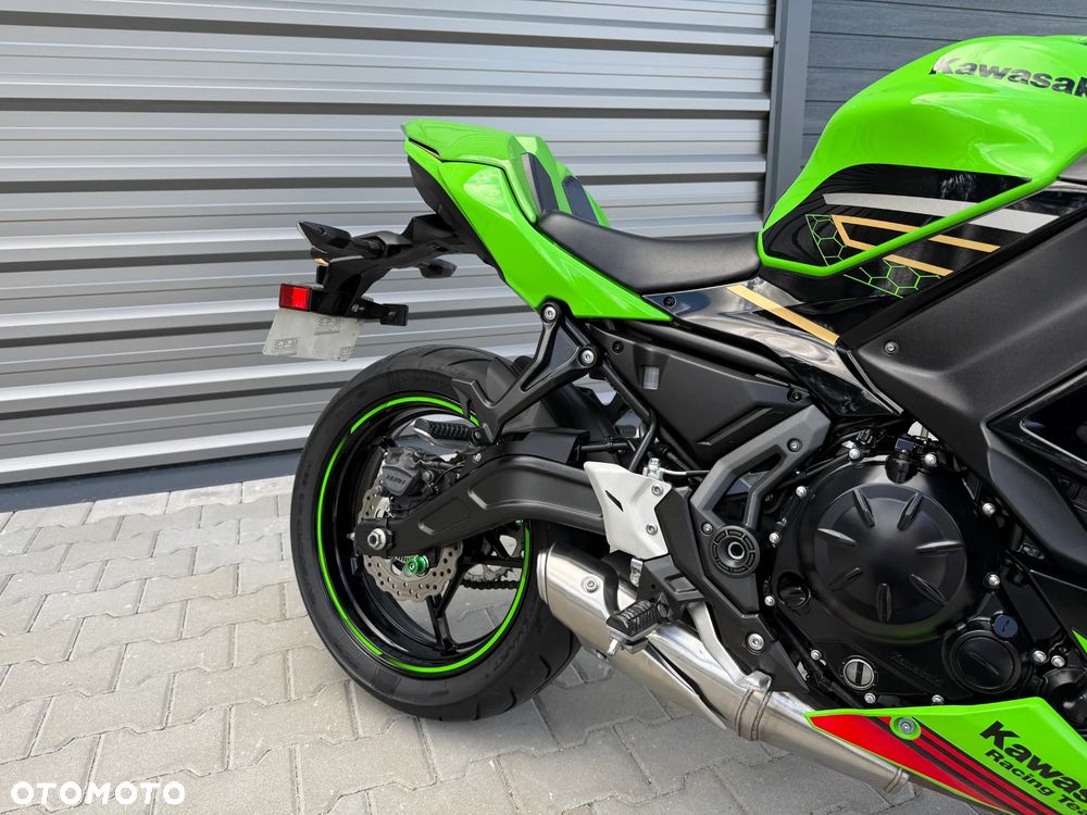 Kawasaki Ninja - 24