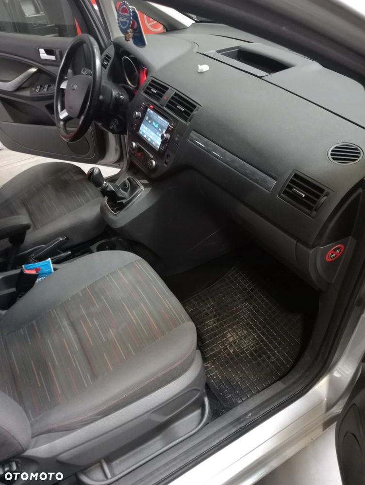 Ford C-MAX 2.0 Ghia - 14