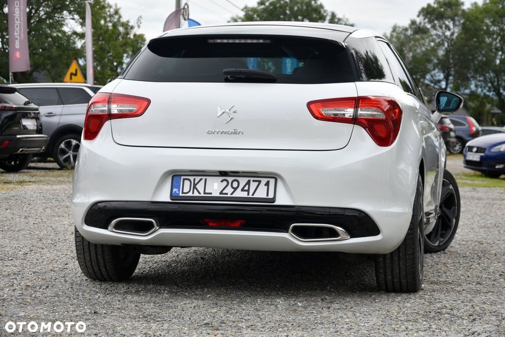 Citroën DS5 HDi 165 SoChic - 12