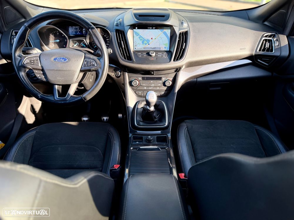 Ford Kuga 1.5 TDCi ST-Line - 6