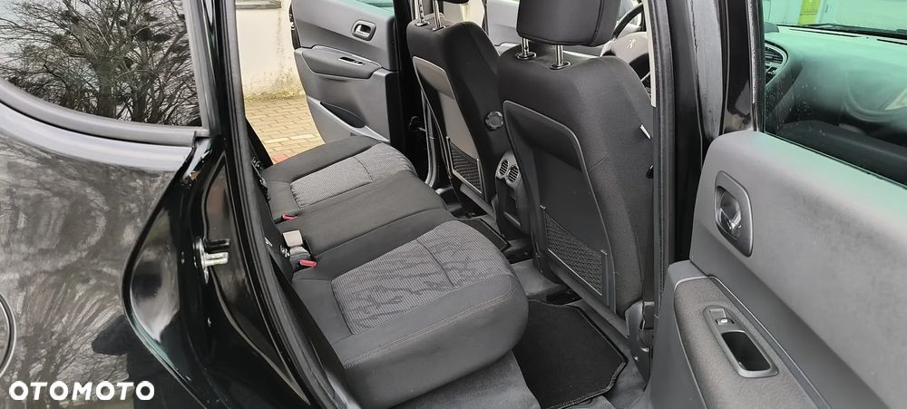 Peugeot 3008 HDi FAP 110 Platinum - 32