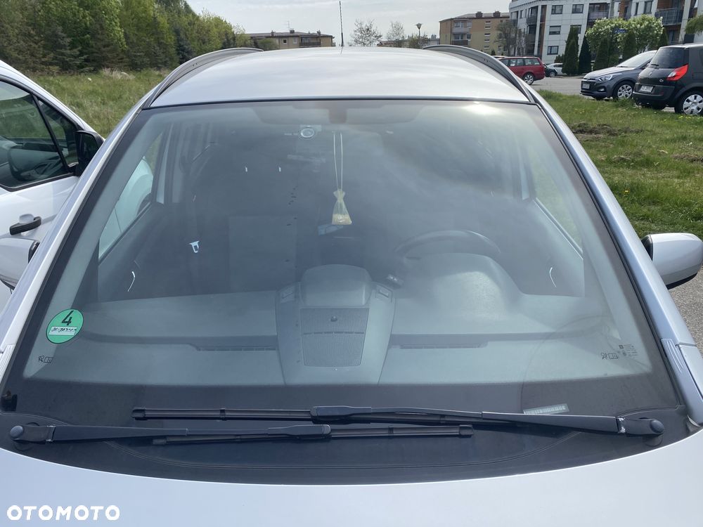 Opel Zafira 1.8 Cosmo EU5 - 4