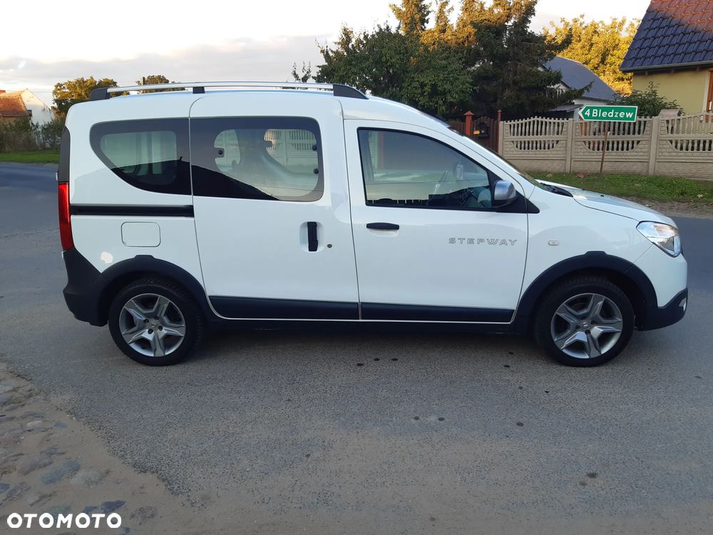 Dacia Dokker 1.6 SCe Stepway - 4