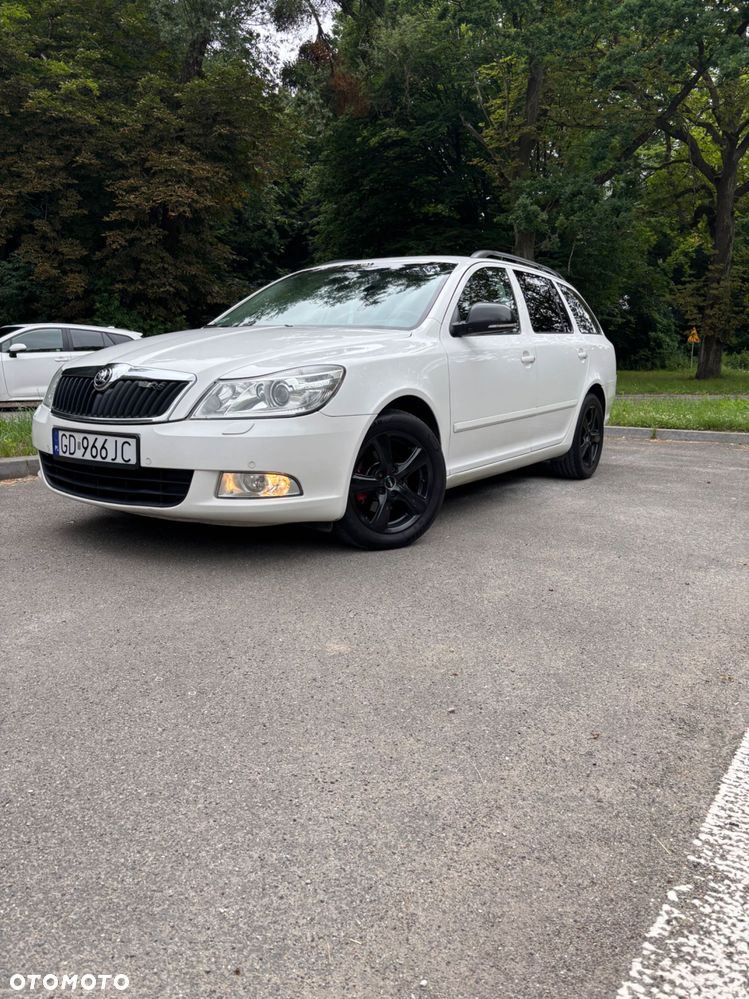 Skoda Octavia - 2