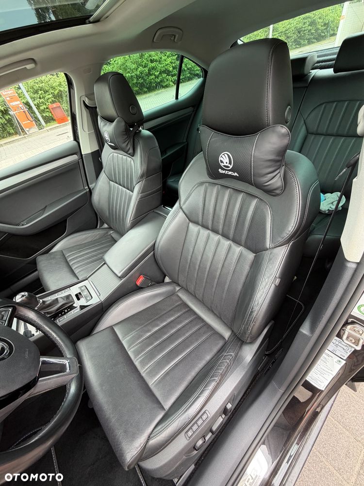 Skoda Superb 2.0 TDI Style DSG - 11