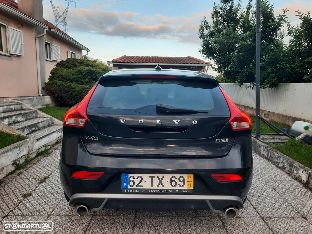 Volvo V40 D2 Geartronic RDesign - 2