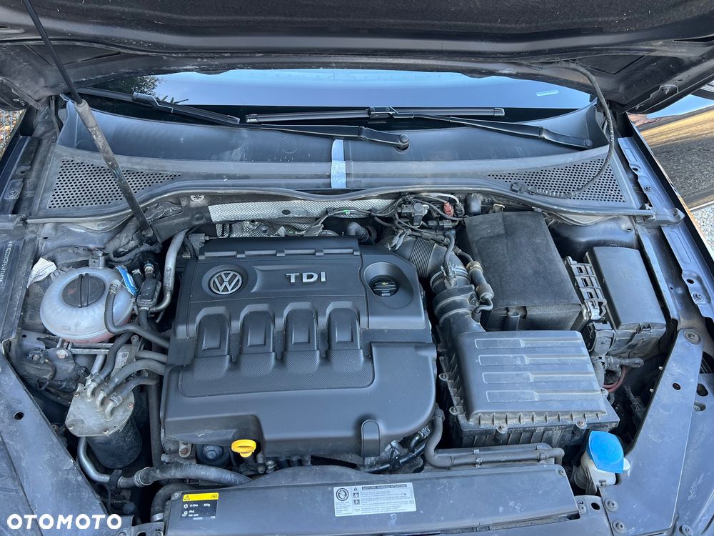 Volkswagen Passat 2.0 TDI (BlueMotion Technology) Comfortline - 27
