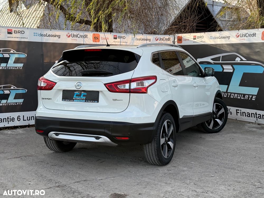 Nissan Qashqai 1.6 DCI N-Connecta - 4