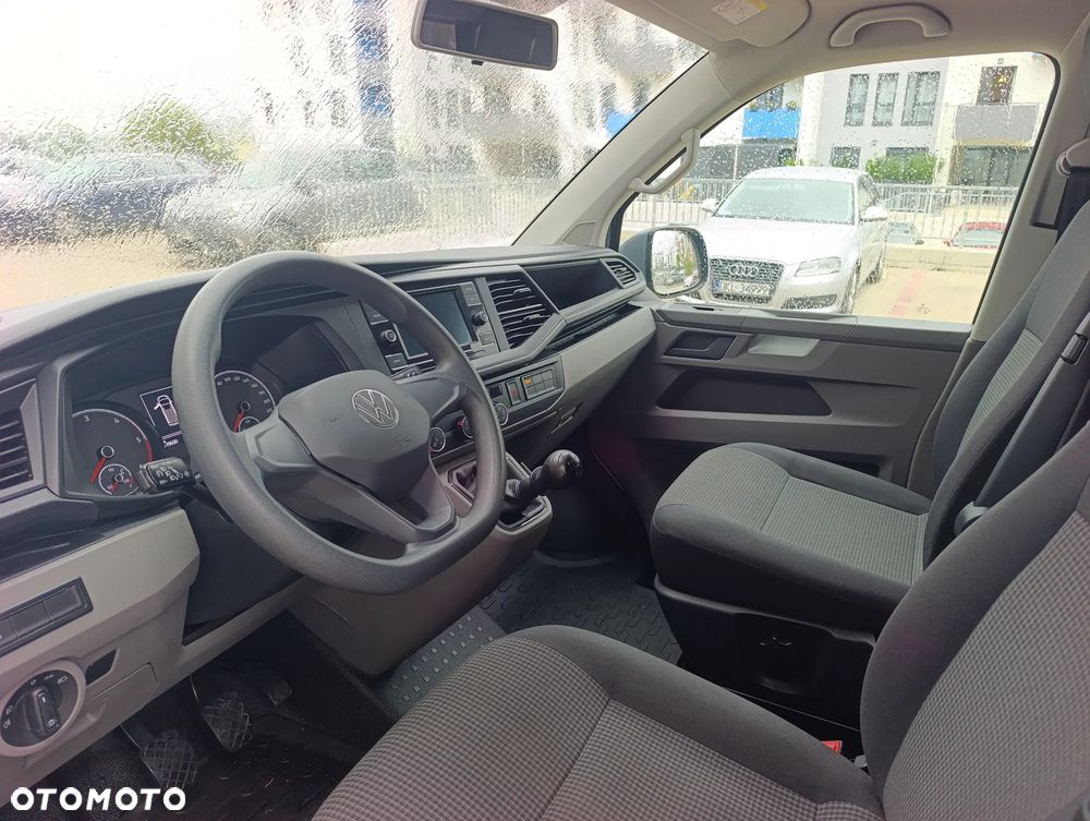 Volkswagen Transporter - 9
