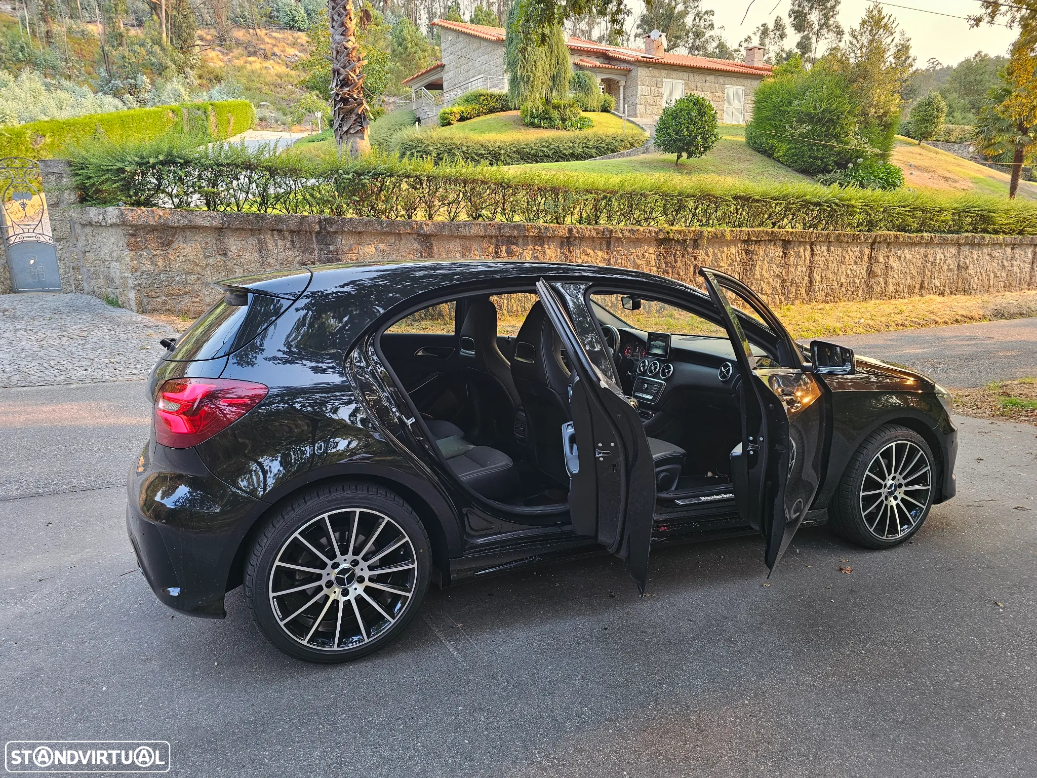 Mercedes-Benz A 180 d AMG Line - 18
