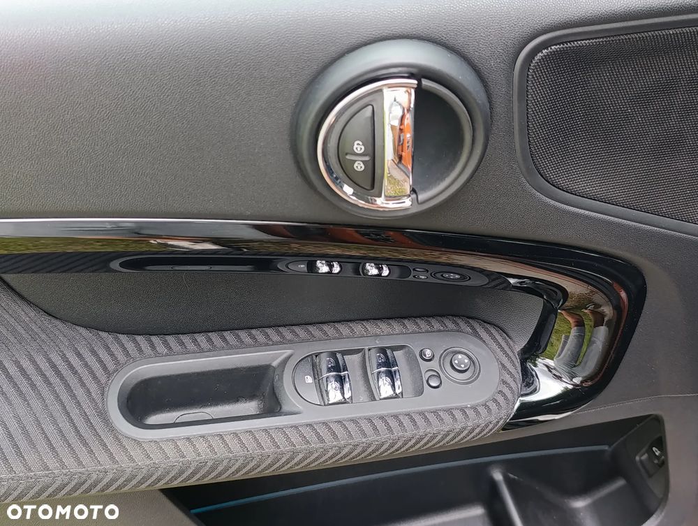MINI Countryman Cooper SD All4 Essential Trim - 11