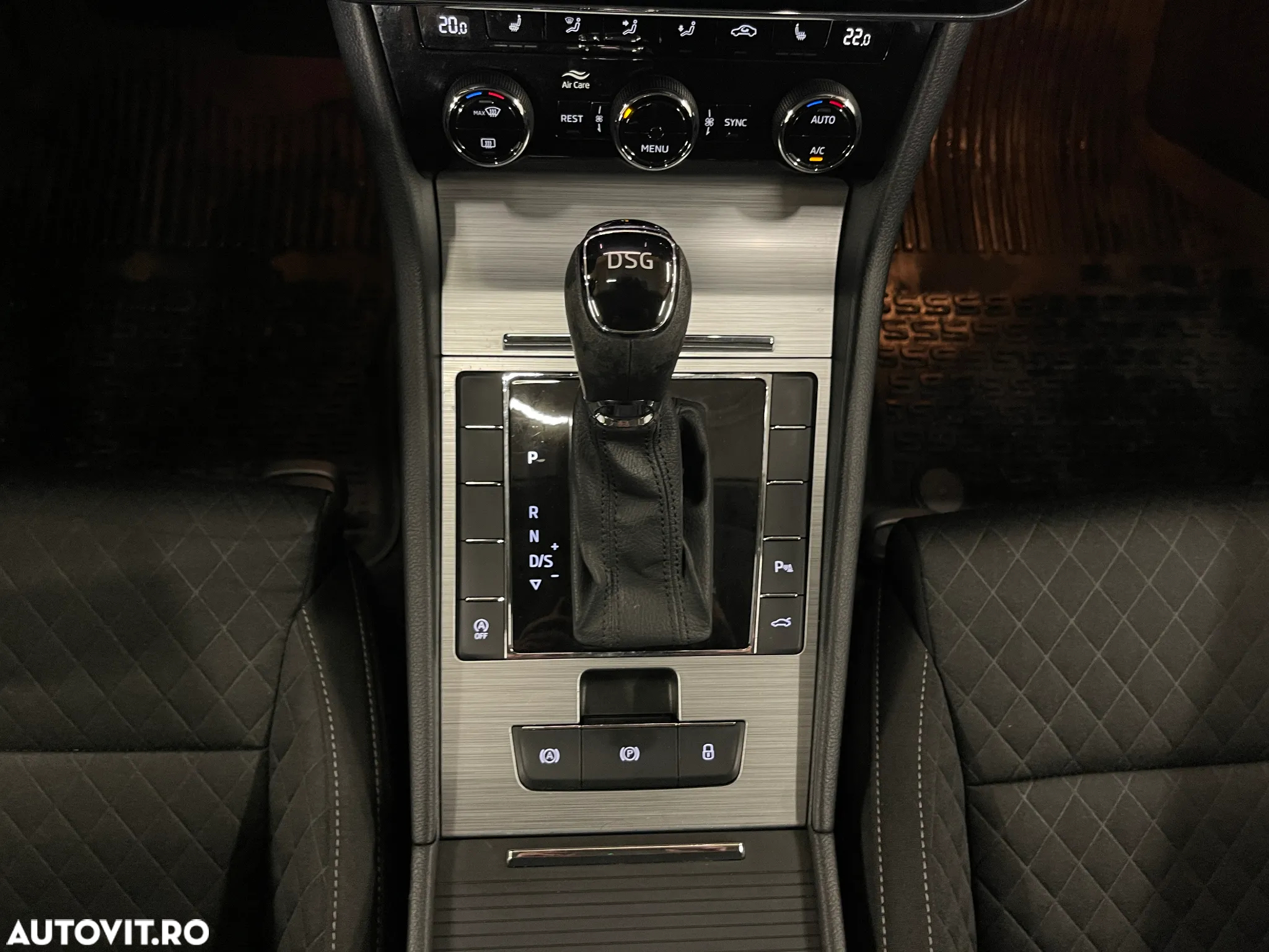 Skoda Superb 1.5 TSI DSG Ambition - 22