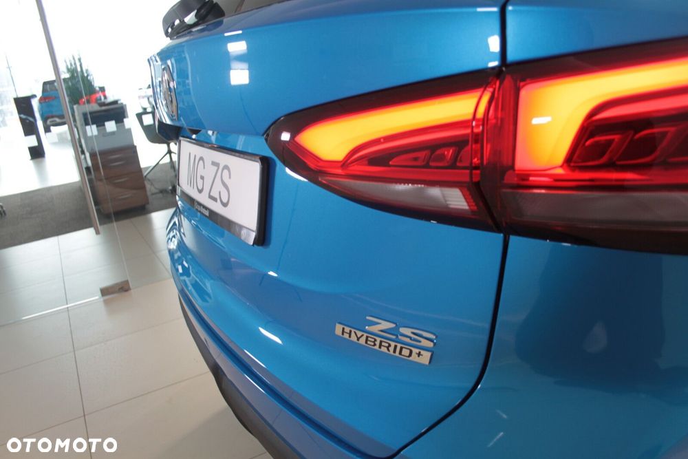 MG ZS Hybrid+ - 20