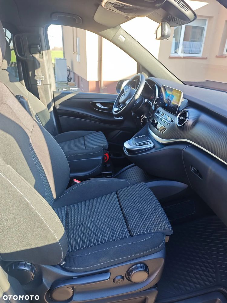 Mercedes-Benz Klasa V 300 d 4-Matic 9G-Tronic - 9