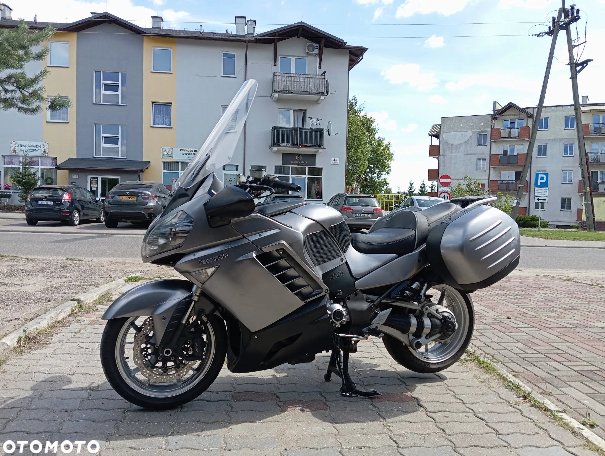 Kawasaki GTR - 11