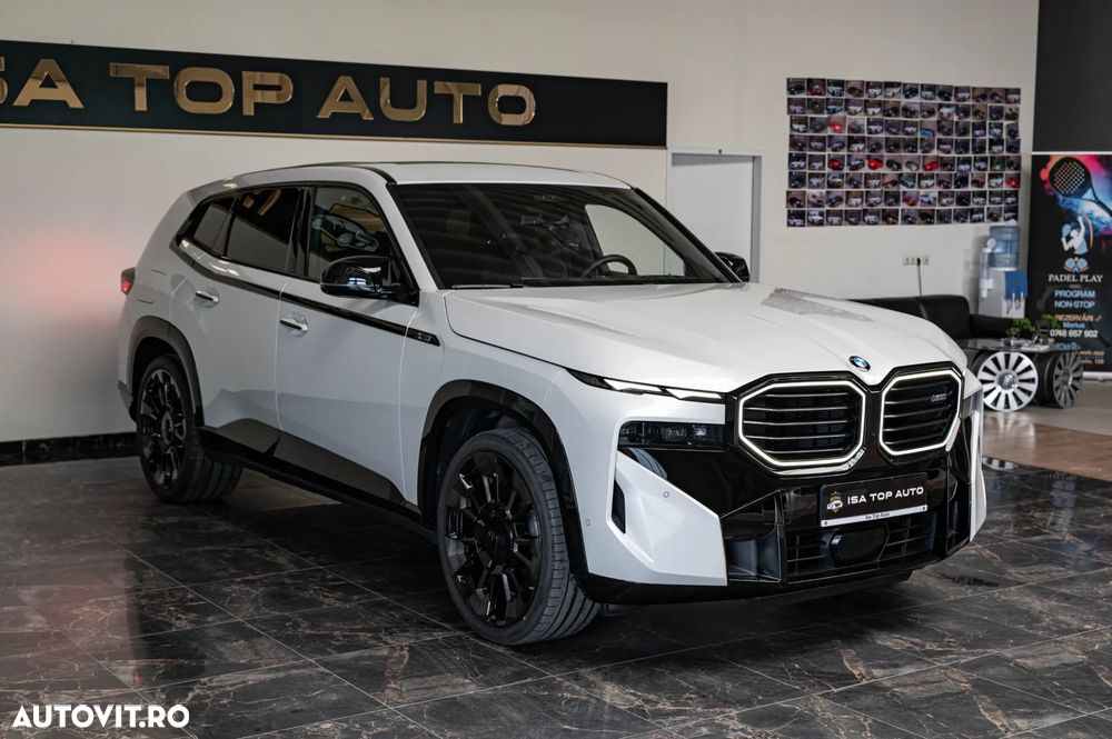 BMW XM 50e - 33