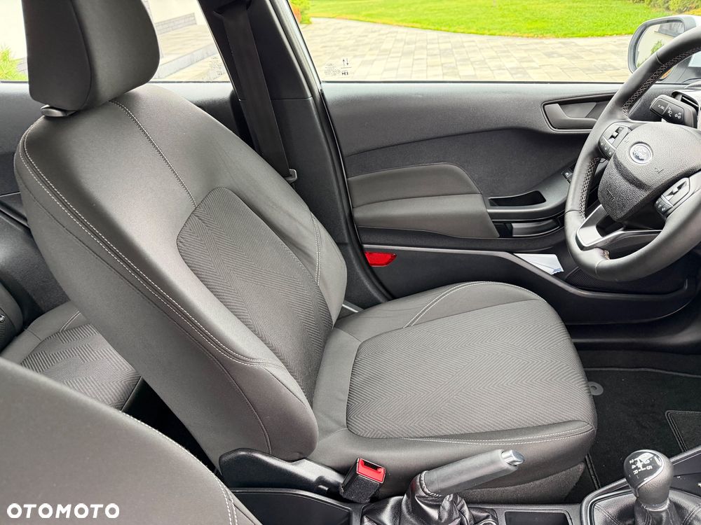 Ford Fiesta 1.1 S&S COOL&CONNECT - 17