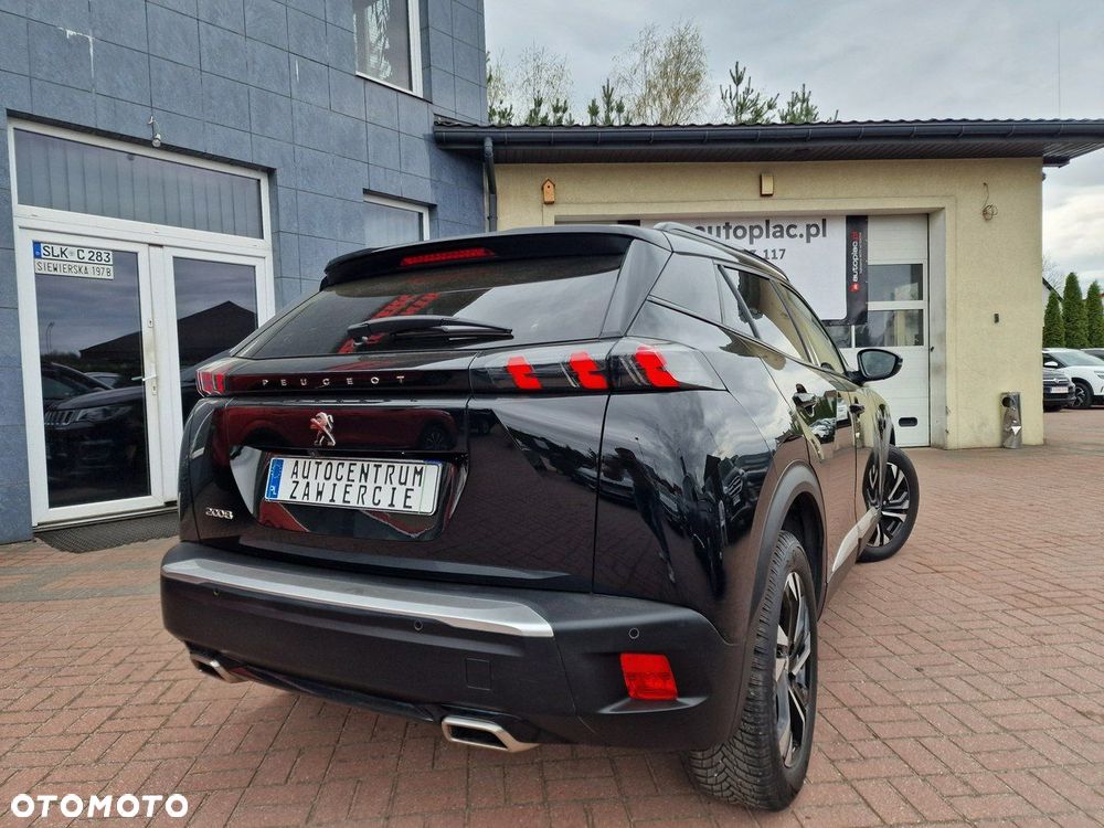 Peugeot 2008 1.2 Pure Tech GPF Allure S&S - 17