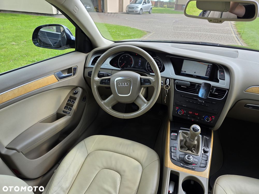 Audi A4 Limousine 2.0 TDI DPF Ambition - 23