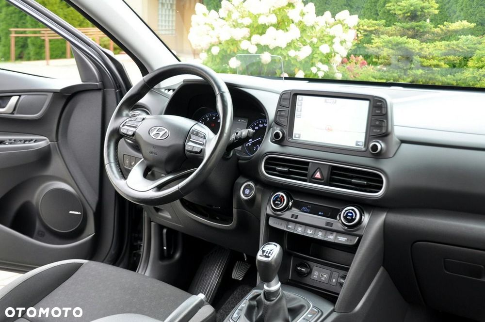 Hyundai Kona - 25