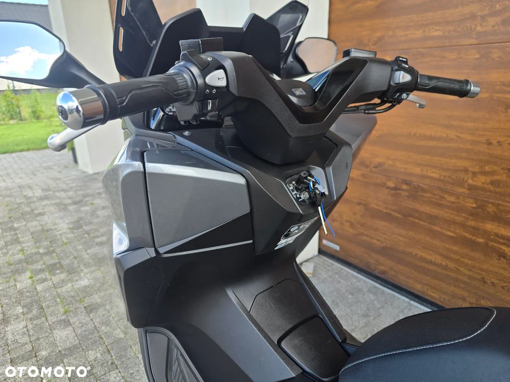 Honda NSS - 31