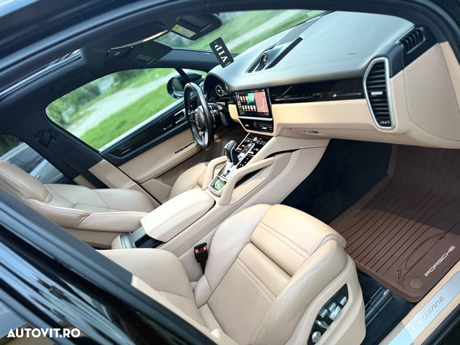 Porsche Cayenne - 9