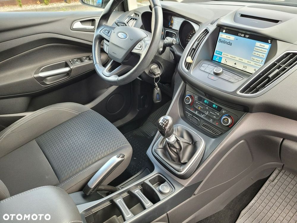 Ford Grand C-MAX - 17