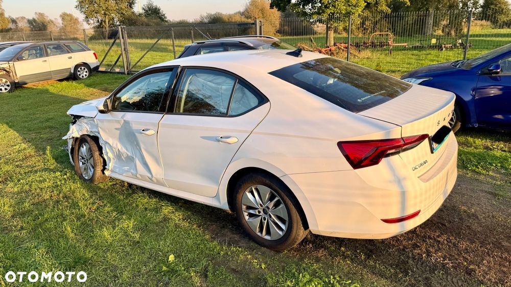 Skoda Octavia 1.0 TSI Active - 12