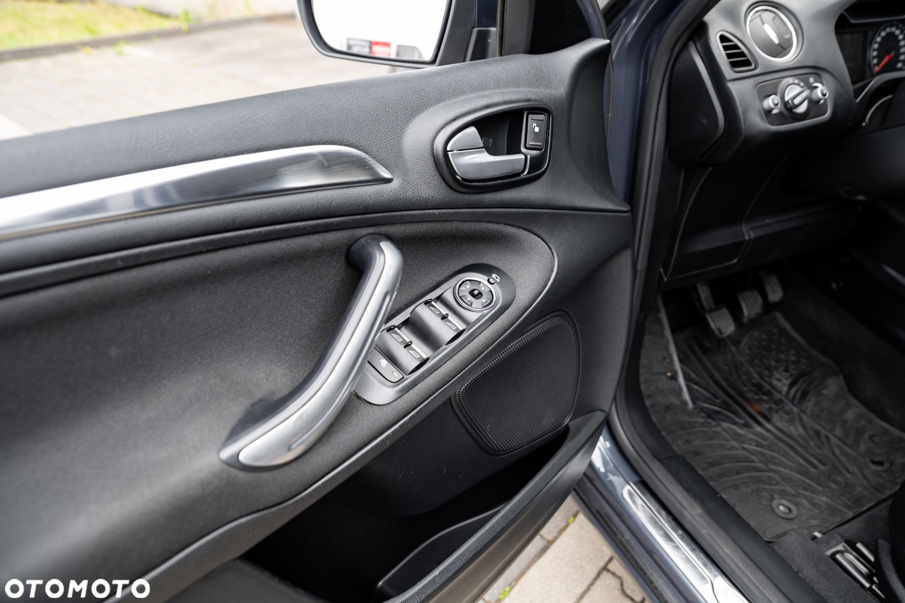 Ford S-Max 2.2 TDCi DPF Trend - 21