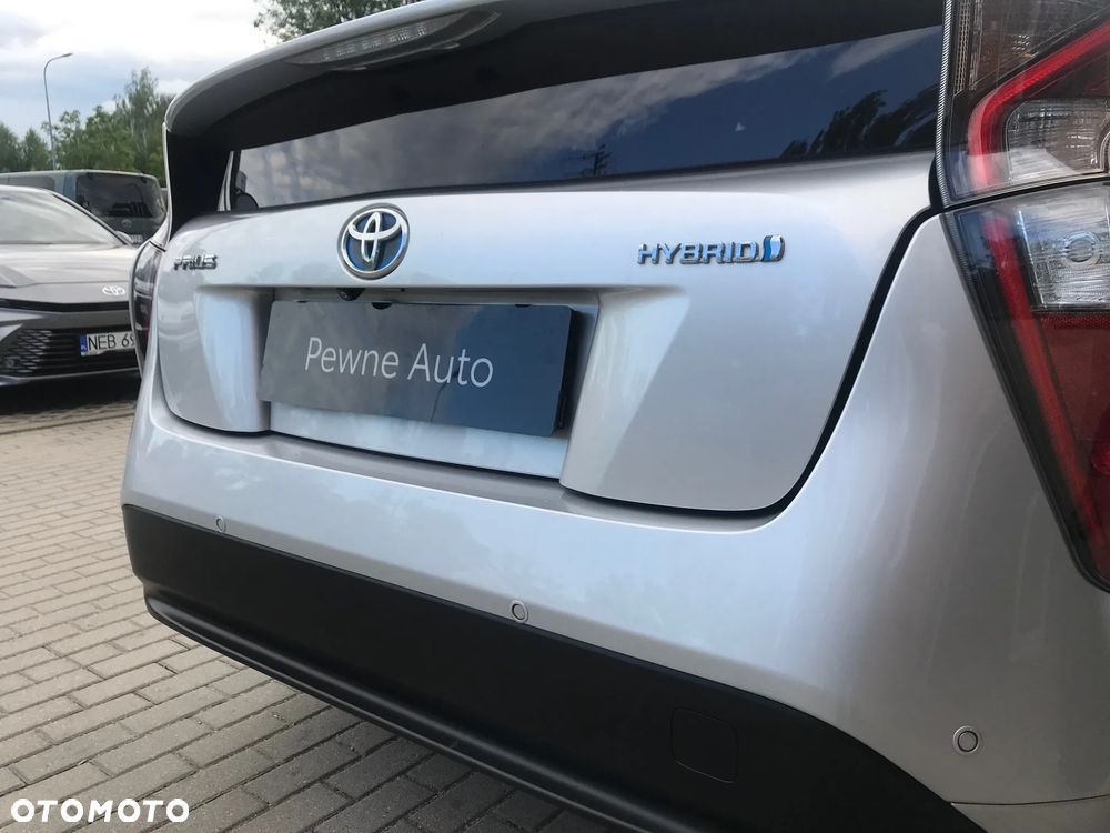 Toyota Prius 1.8 Hybrid Premium - 9