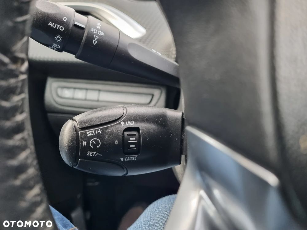 Peugeot 2008 82 VTI Active - 11